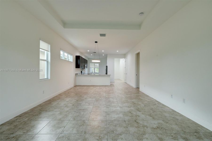 Spacious, unfurnished interior of a new home in , Port St. Lucie (Image 26).