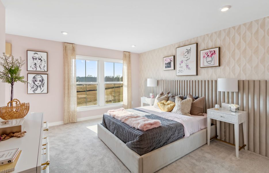 Representative furnished interior of a home built from the Huxley by Fischer Homes in Veranda Manor, Canton (Image 32).
