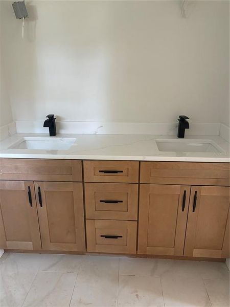 Furnished interior view inside a new home in , Gainesville (Image 5).