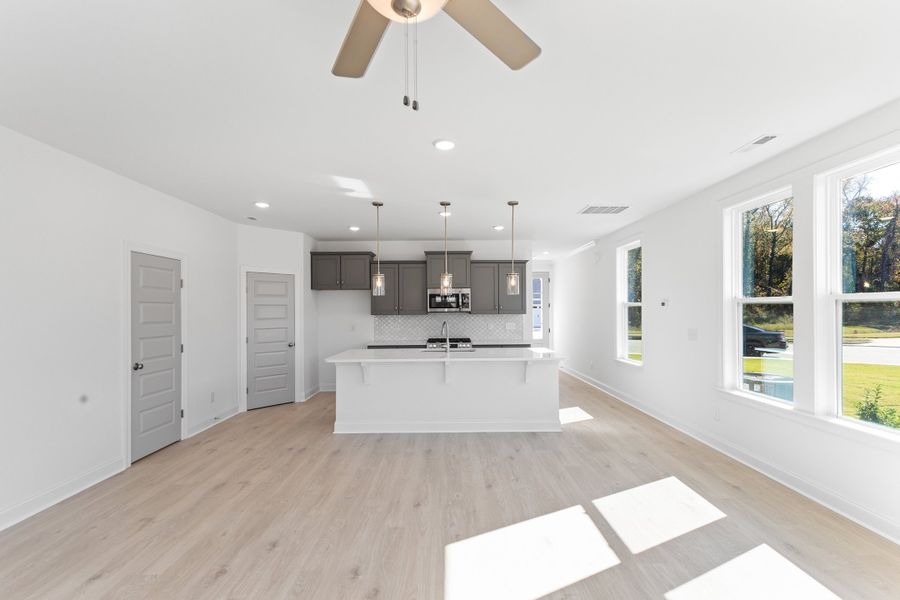 Representative unfurnished interior of a home built from the The Hemlock by RobuckHomes in Kennebec Crossing, Angier (Image 30).