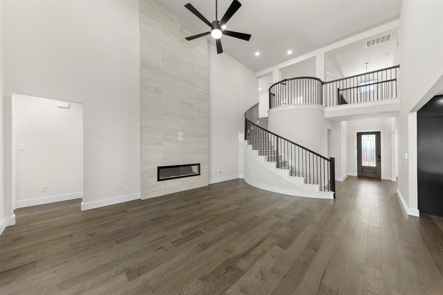 09. 6401 Tahoe - Family (2) 09. 6401 Tahoe - Family (2)