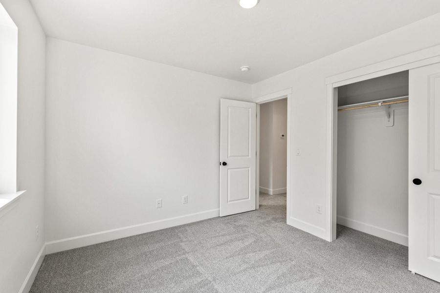 Spacious, unfurnished interior of a new home in Willowbrook, Madras (Image 26). Spacious, unfurnished interior of a new home in Willowbrook, Madras (Image 26).