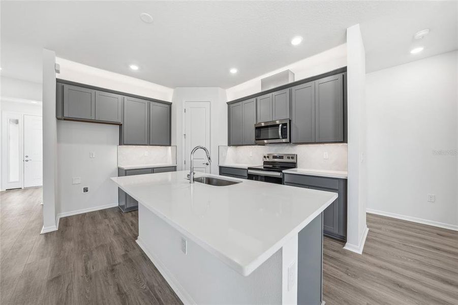 Furnished interior view inside a new home in Turnleaf, Punta Gorda (Image 11).