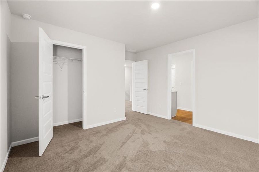 Spacious, unfurnished interior of a new home in , Calhoun (Image 20). Spacious, unfurnished interior of a new home in , Calhoun (Image 20).