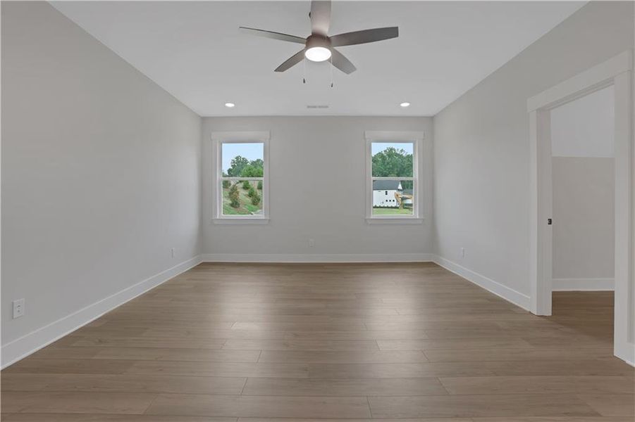 Spacious, unfurnished interior of a new home in Arbor West, Dawsonville (Image 23).