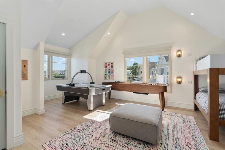 Furnished interior view inside a new home in , Malakoff (Image 12).