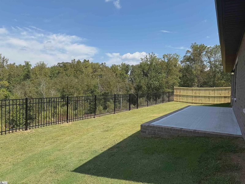 Exterior details and patio area of a home in Bracken Woods, Piedmont (Image 15).
