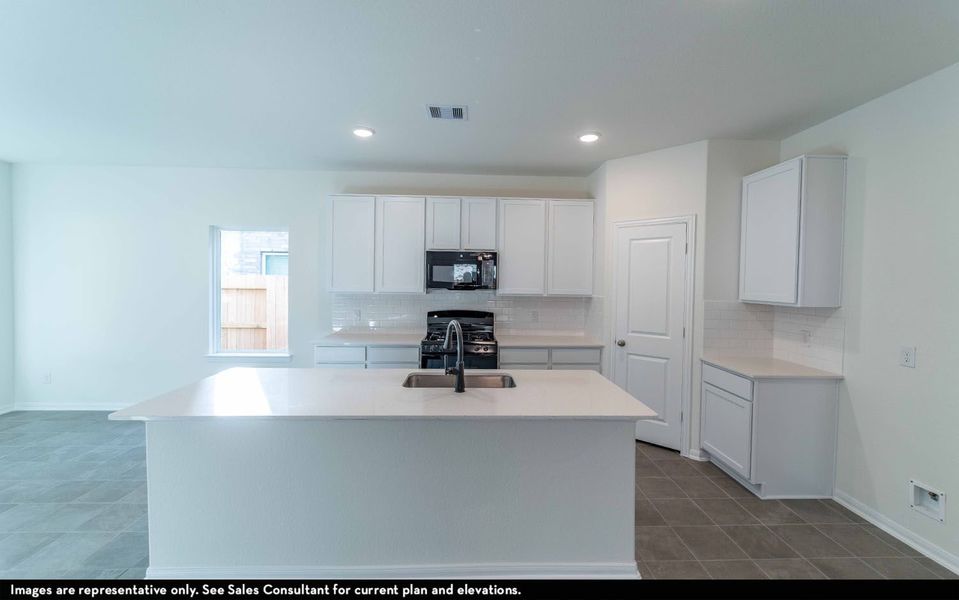 Representative furnished interior of a home built from the Lavaca by CastleRock Communities in Austin Colony, Brazoria (Image 4).