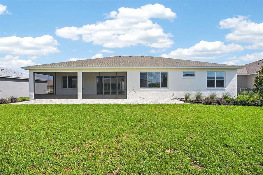 Exterior details and patio area of a home in , Ocala (Image 4).