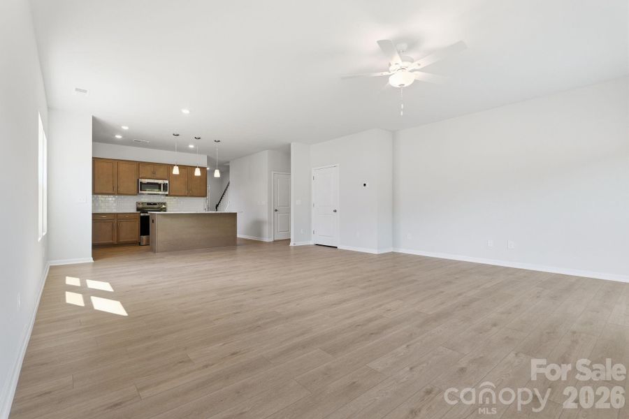 Spacious, unfurnished interior of a new home in Piper Creek, Newton (Image 17). Spacious, unfurnished interior of a new home in Piper Creek, Newton (Image 17).