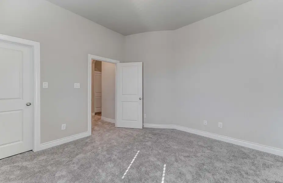 Representative unfurnished interior of a home built from the 3798 by Ravenna Homes in The Woodlands Hills 65′, Willis (Image 45).