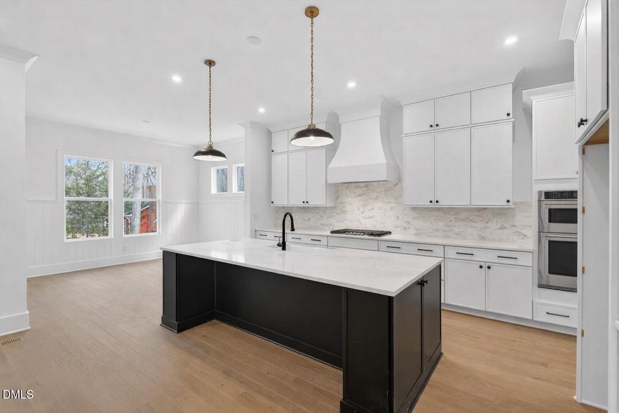 D9D15654-7FA3-41E9-9360-CAE592C50087