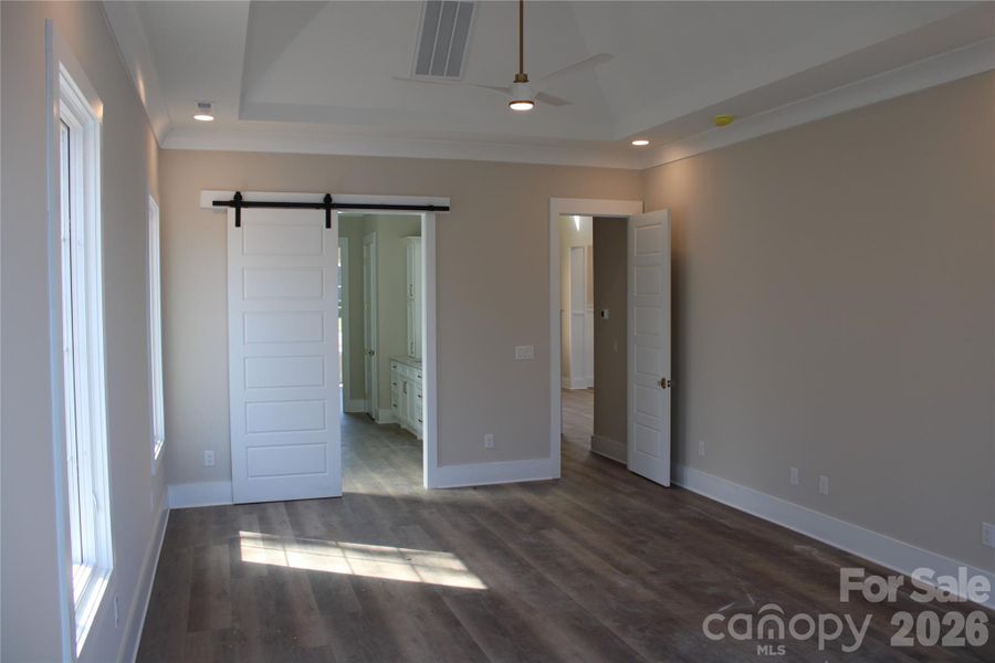 Spacious, unfurnished interior of a new home in , Rock Hill (Image 24).