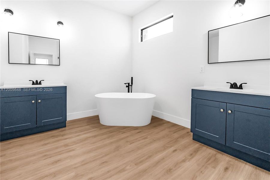 Furnished interior view inside a new home in , Clewiston (Image 6).
