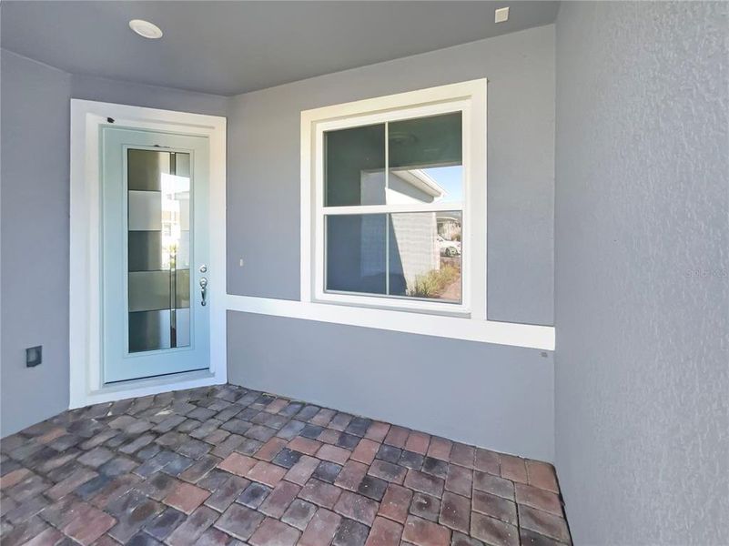 Exterior details and patio area of a home in , Kissimmee (Image 30).