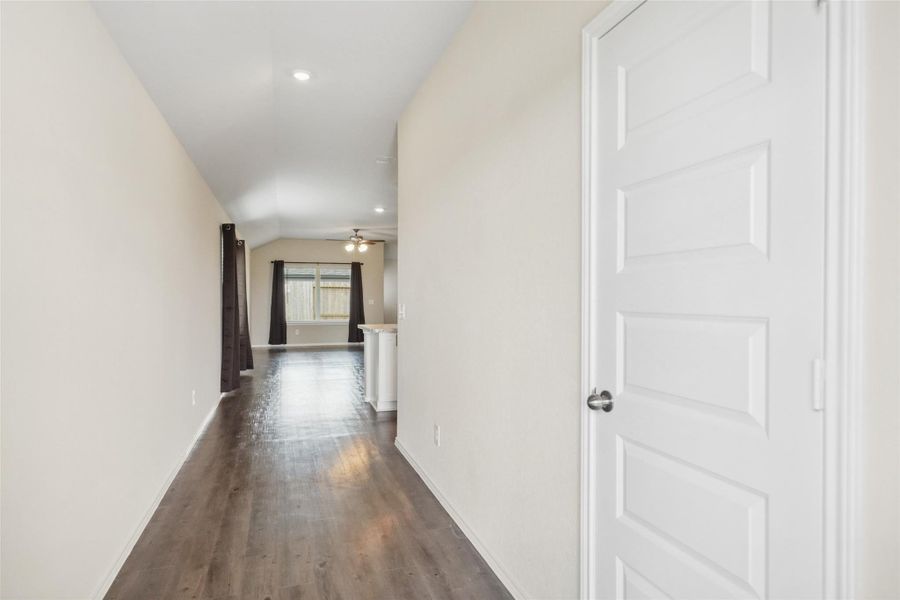 Spacious, unfurnished interior of a new home in , Waller (Image 11).