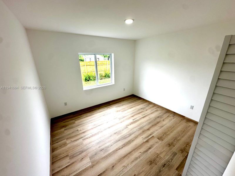 Spacious, unfurnished interior of a new home in , Florida City (Image 29).