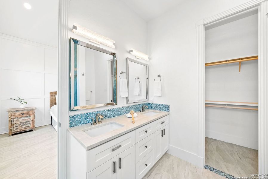 Furnished interior view inside a new home in , Corpus Christi (Image 5).