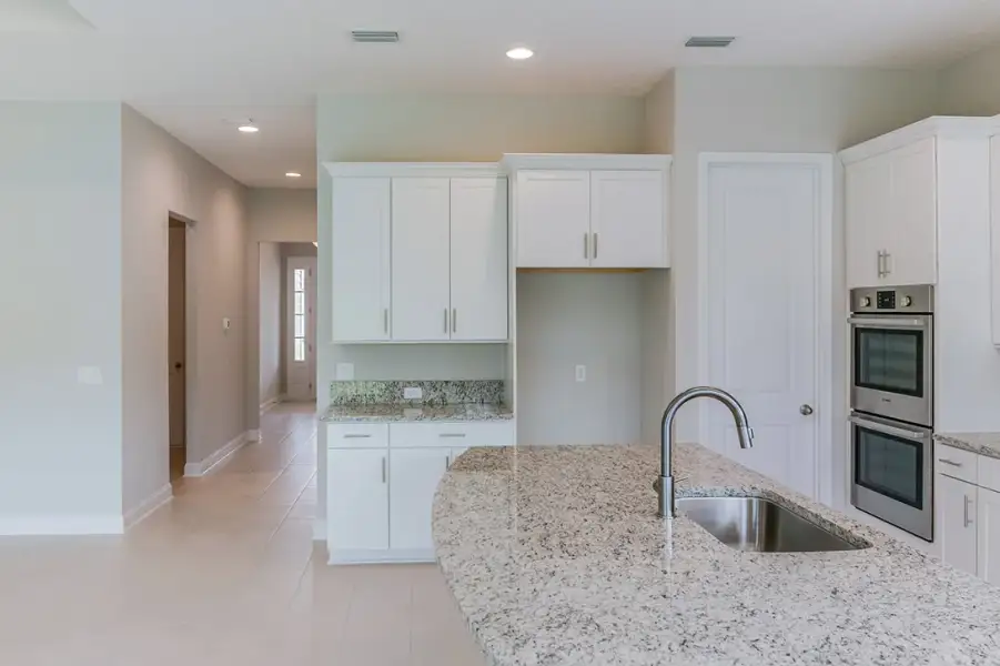Representative furnished interior of a home built from the Washington by Riverside Homes in Sagebrush at EverRange, Jacksonville (Image 10).