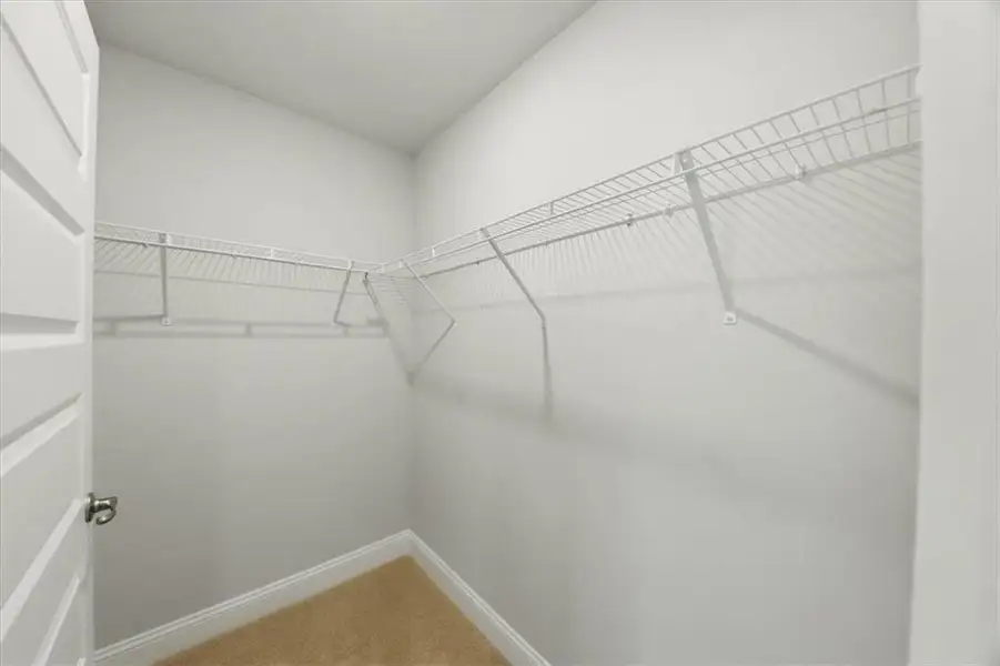 Spacious, unfurnished interior of a new home in Tuscany Hills, Douglasville (Image 37).