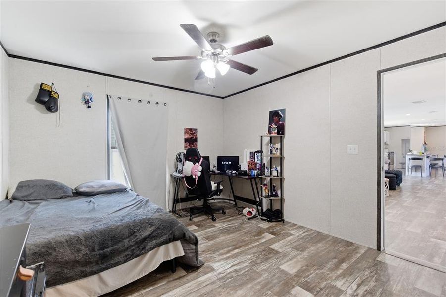 Furnished interior view inside a new home in , Fort Meade (Image 17).