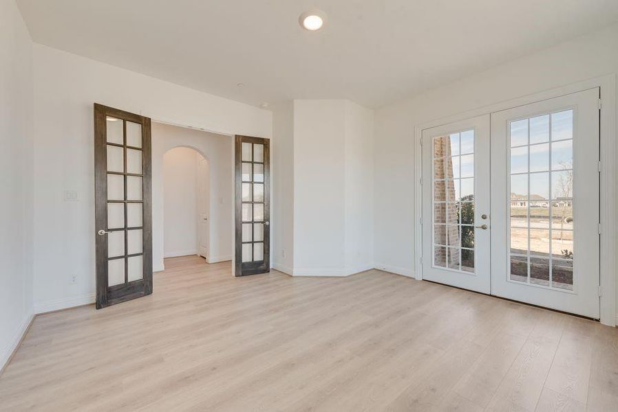 Spacious, unfurnished interior of a new home in Whitestone Estates, Parker (Image 30). Spacious, unfurnished interior of a new home in Whitestone Estates, Parker (Image 30).