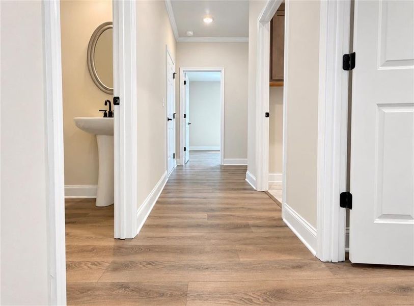 Spacious, unfurnished interior of a new home in Wehunt Meadows, Hoschton (Image 12).