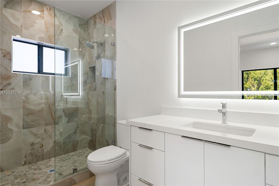 Furnished interior view inside a new home in , Key Largo (Image 7).