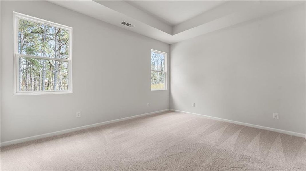 Spacious, unfurnished interior of a new home in Villages at Cedar Hill, Dallas (Image 8).