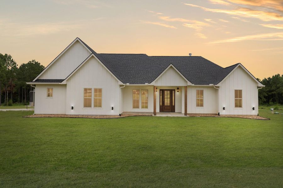 Exterior details and patio area of a home in , Livingston (Image 3).