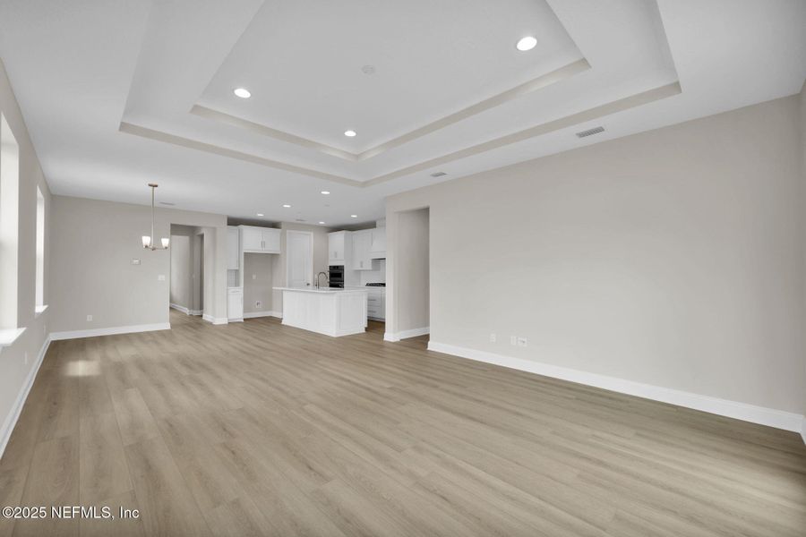 Spacious, unfurnished interior of a new home in Seabrook Village at Nocatee, Ponte Vedra (Image 31).