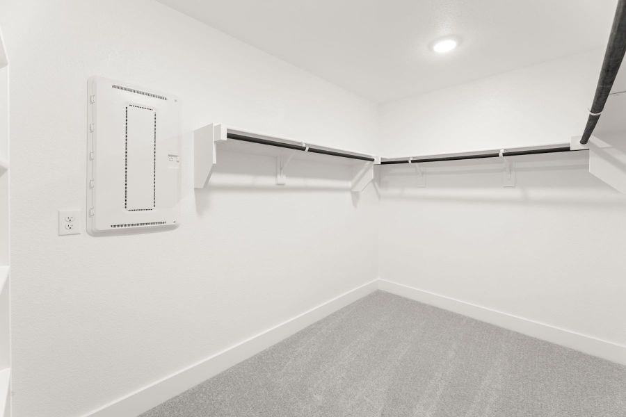 Spacious, unfurnished interior of a new home in Painted Tree, McKinney (Image 20).