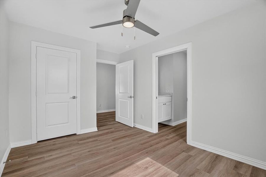 Spacious, unfurnished interior of a new home in , Lake Worth (Image 26).