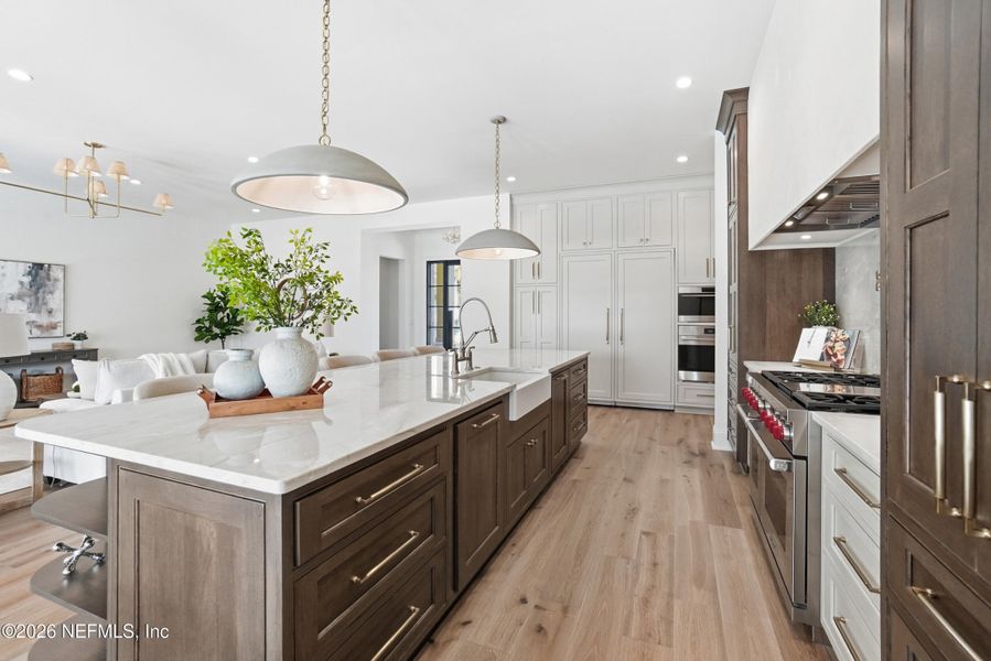 Furnished interior view inside a new home in , Ponte Vedra Beach (Image 50).