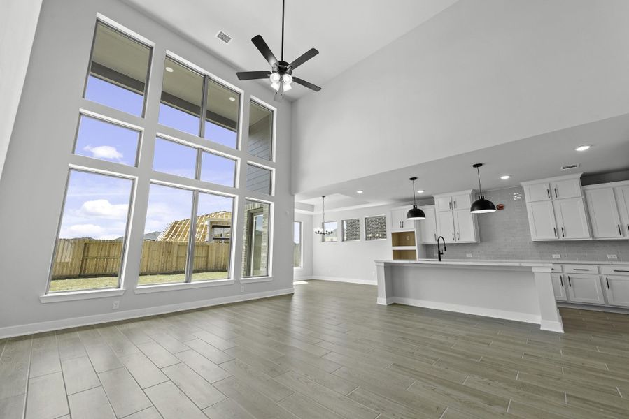 Representative image. Features, specifications, selections and colors may vary. Representative image. Features, specifications, selections and colors may vary.