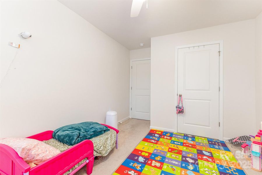 Furnished interior view inside a new home in Fergus Crossing, York (Image 19). Furnished interior view inside a new home in Fergus Crossing, York (Image 19).