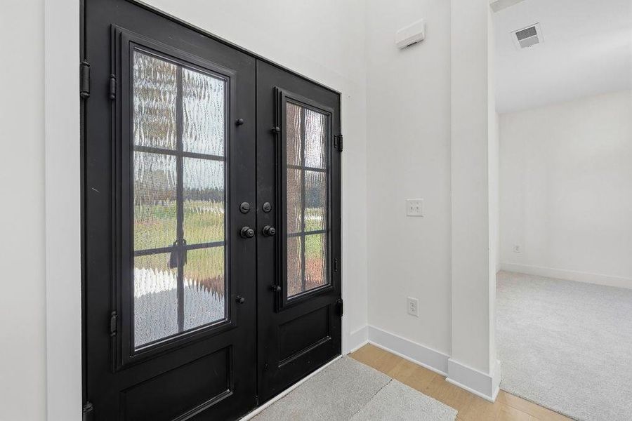 Spacious, unfurnished interior of a new home in , Conyers (Image 12).