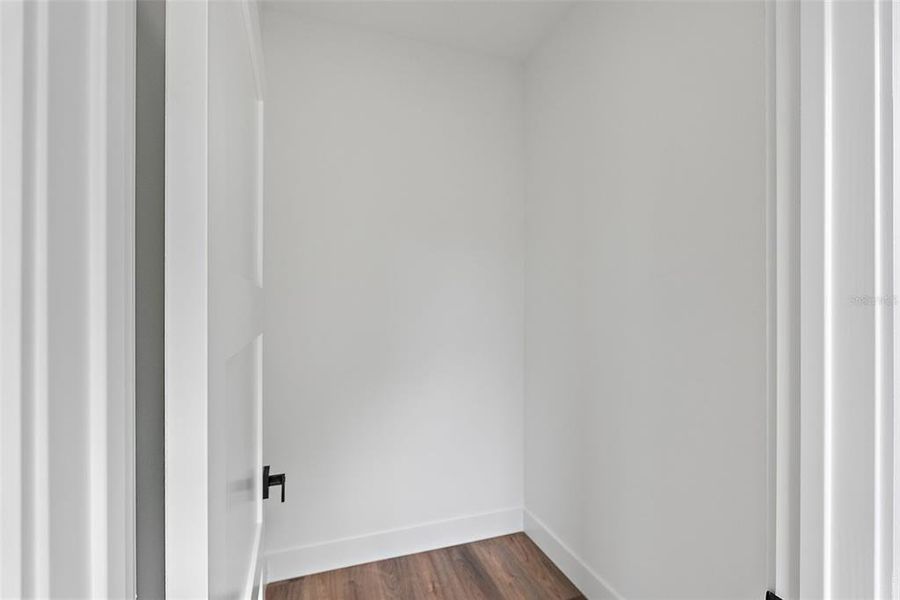 Spacious, unfurnished interior of a new home in , St. Petersburg (Image 26).