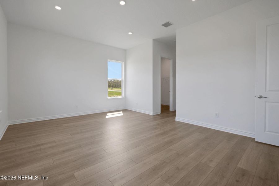Spacious, unfurnished interior of a new home in Veranda Bay, Flagler Beach (Image 39).