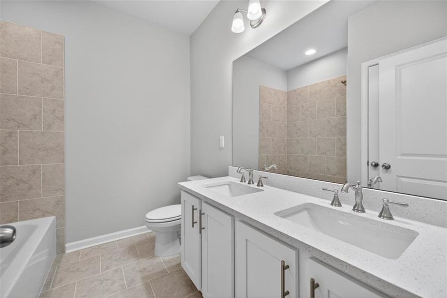 Furnished interior view inside a new home in , Gainesville (Image 43).