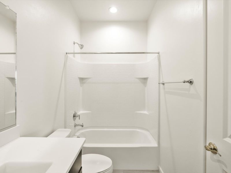 Welcome to the 1320 floorplan image taken at Fieldstone at Gladden Farms in Marana, AZ. Welcome to the 1320 floorplan image taken at Fieldstone at Gladden Farms in Marana, AZ.