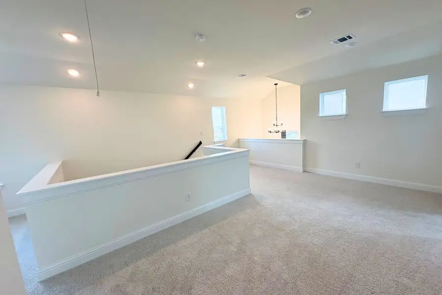 Spacious, unfurnished interior of a new home in Highland Village, Georgetown (Image 13). Spacious, unfurnished interior of a new home in Highland Village, Georgetown (Image 13).