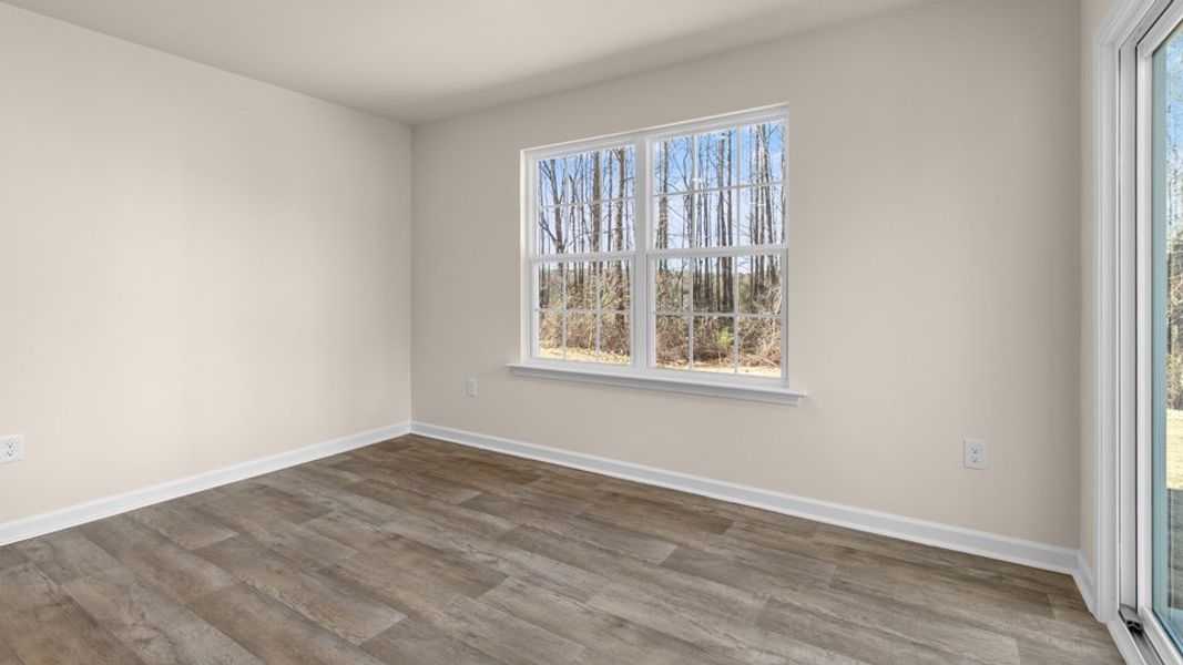 Spacious, unfurnished interior of a new home in Willow Mill, Thomasville (Image 15).