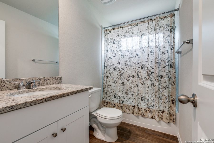 Image 25 of a home in Laurel Vistas.