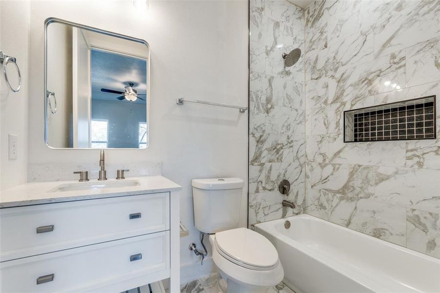 Furnished interior view inside a new home in , Dallas (Image 7).