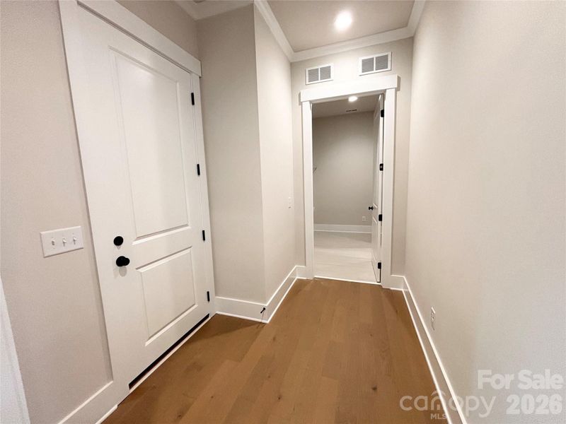 Spacious, unfurnished interior of a new home in Cumberland, Concord (Image 7).