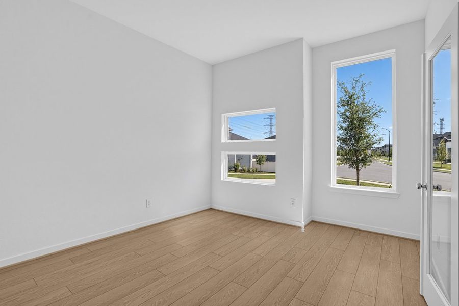 Spacious, unfurnished interior of a new home in Avalon at Cypress, Cypress (Image 30).