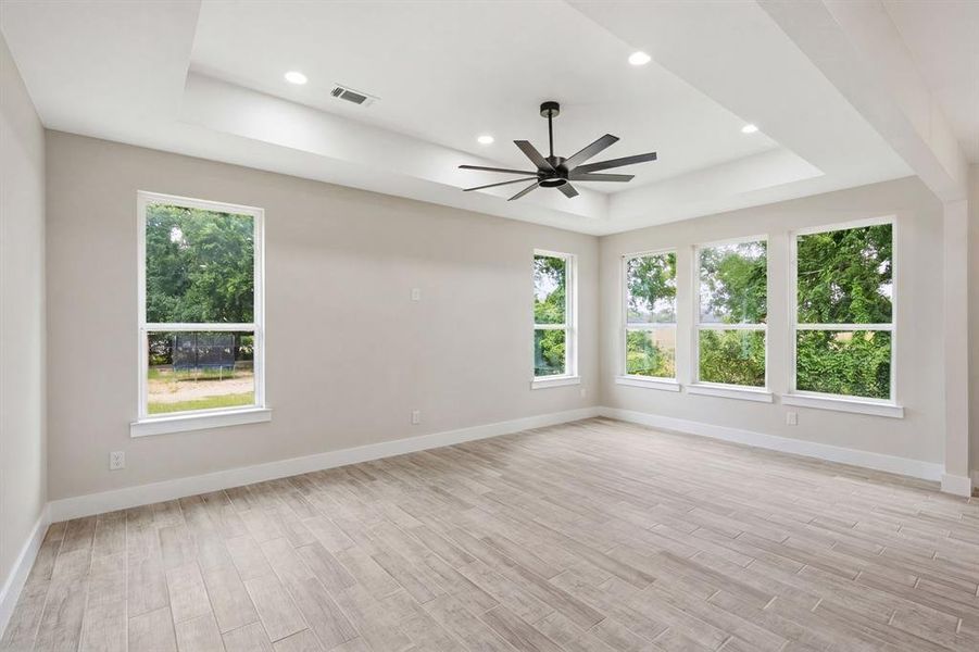 Spacious, unfurnished interior of a new home in , Ennis (Image 23).