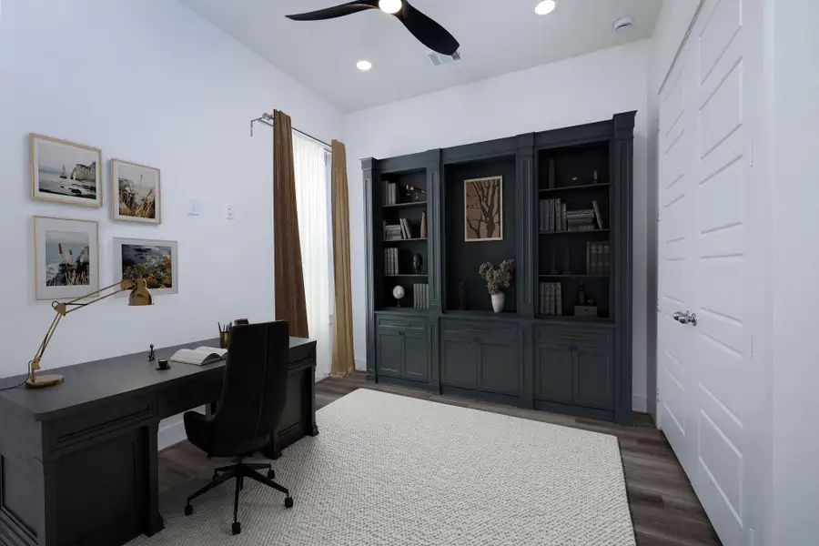 Virtually staged front office