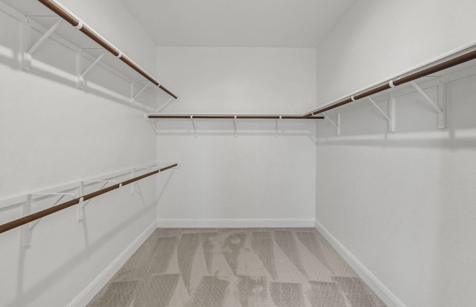Spacious, unfurnished interior of a new home in Santa Rita Ranch, Liberty Hill (Image 15).